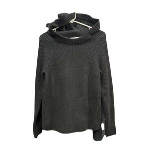 Vince Black Ribbed with hood  Sweater Sz XSmall. Wool/Cashmere Blend